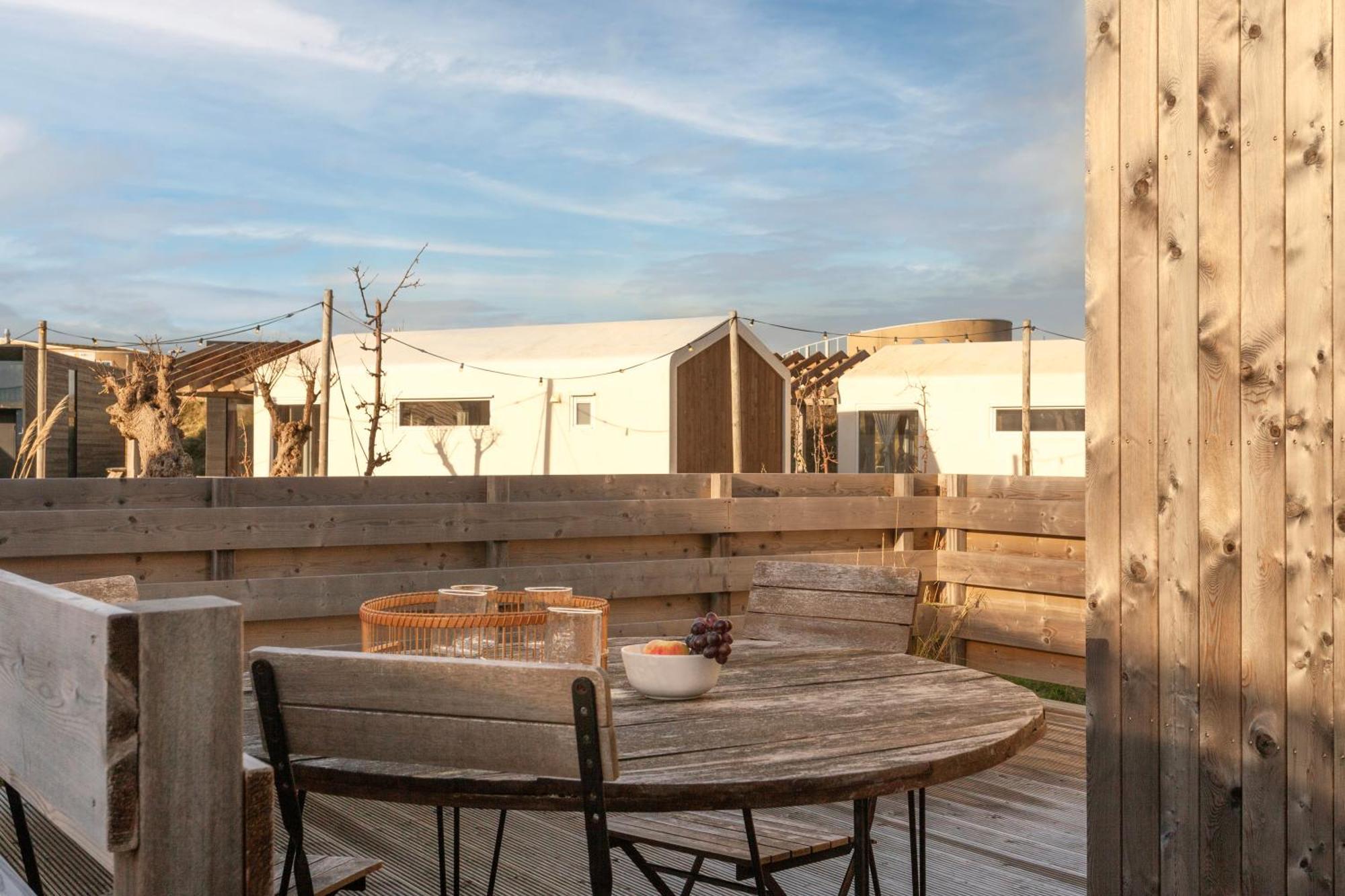 فندق Basecamp Ijmuiden Aan Zee المظهر الخارجي الصورة