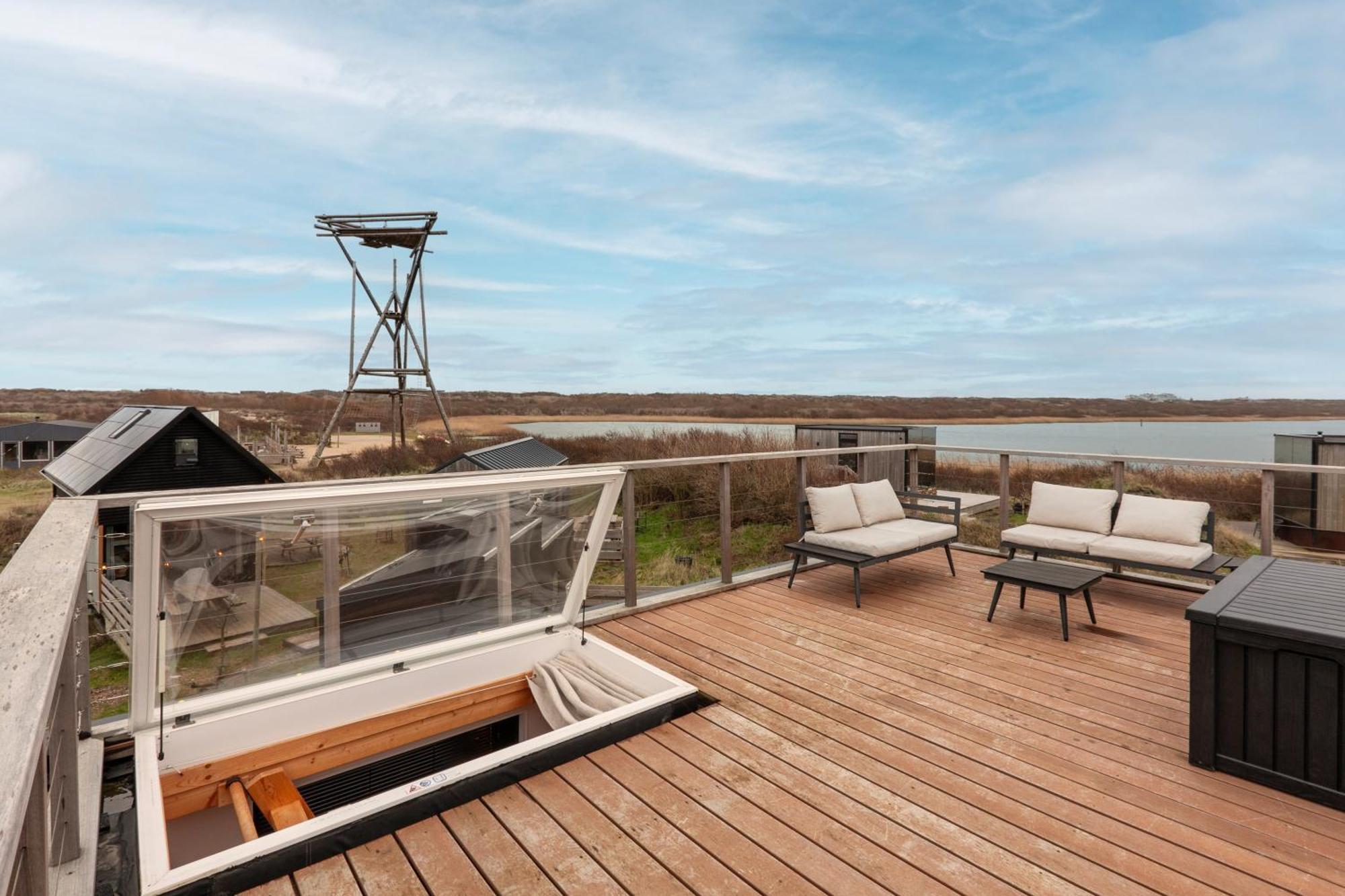 فندق Basecamp Ijmuiden Aan Zee المظهر الخارجي الصورة